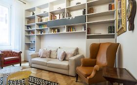 Easylife - Comoda Residenza Con Terrazzino Abitabile In Zona Sant Ambrogio